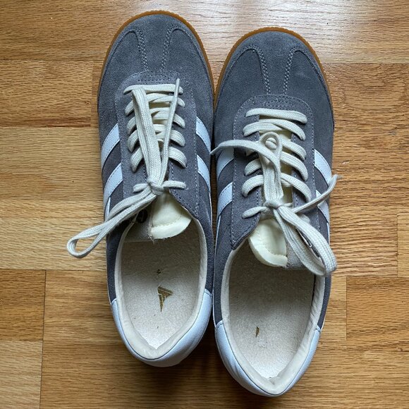 Gola Elan Women's Ash (Gray) and White Sneakers - Picture 6 of 9